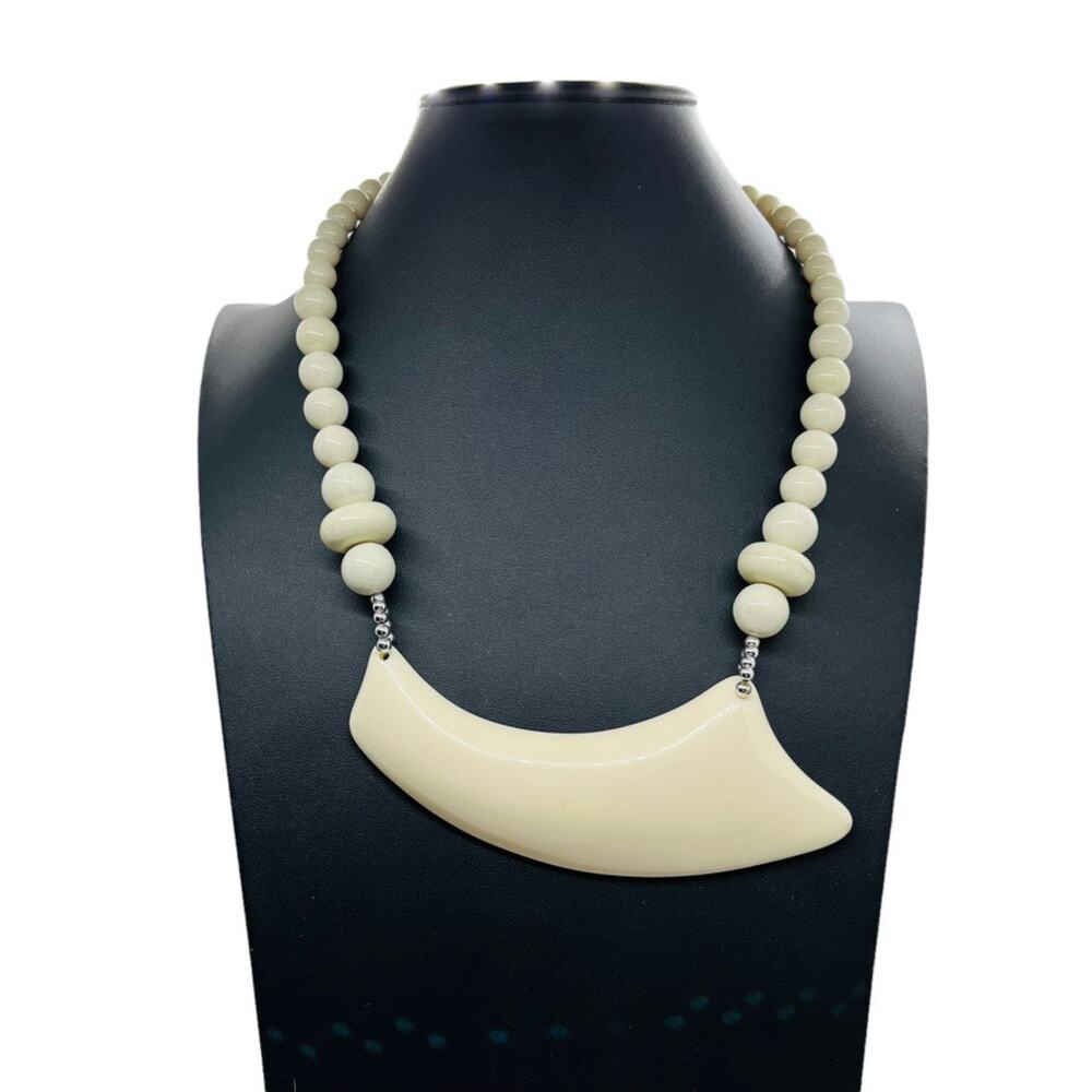 80s Necklace Women's Statement Acrylic Beaded Creamy White Funky Abstract Chic